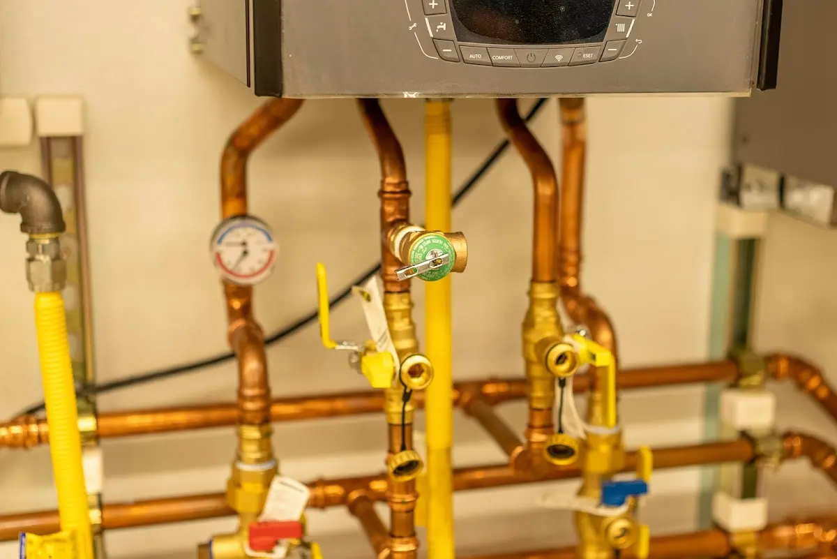 Licensed technician providing Emergency Plumbing for a homeowner in Marion